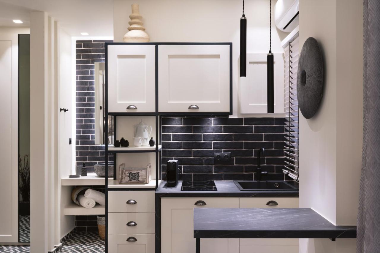 Apartament Adrianou At Heart Of Plaka Ateny Zewnętrze zdjęcie